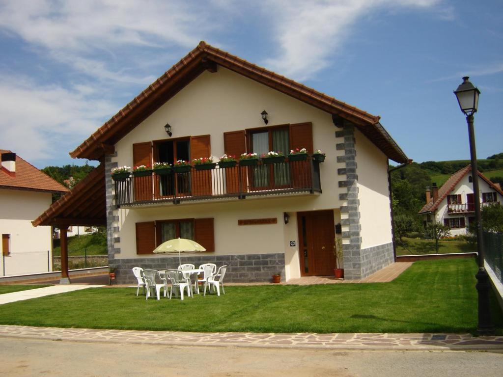 Casa Rural Irugoienea Konuk evi Espinal-Auzperri Dış mekan fotoğraf